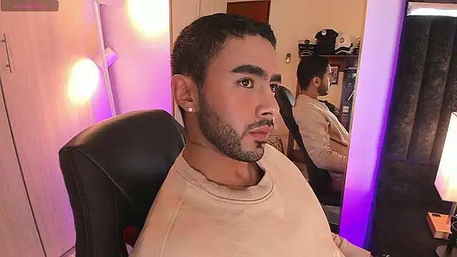 ItsMeEros online show from November 2025 11:08:02 PM