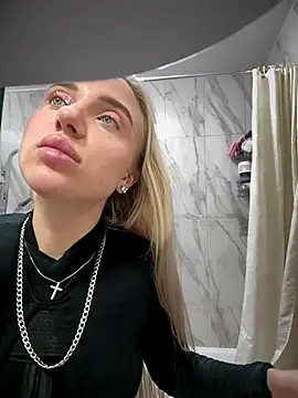 pinkstar  online show from October 2025 05:32:02 PM