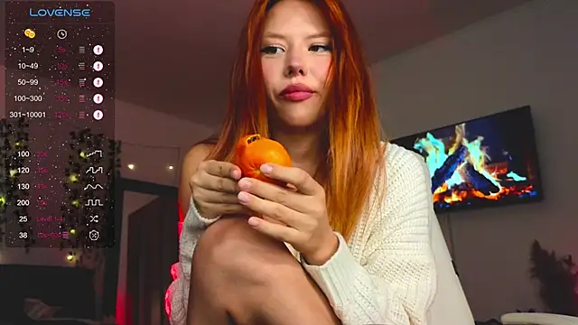 Snapshot of Juliette_Sunshine chatting on January 2025 10:30:02 PM Juliette Sunshine online show from January 2025 10:30:02 PM