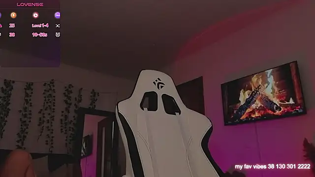 Juliette Sunshine online show from March 2026 05:00:02 AM