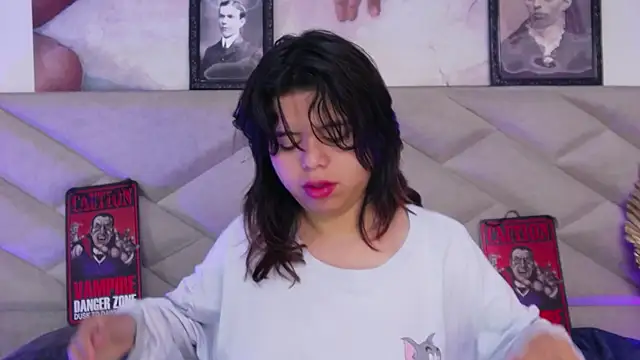 SabinaMerchetti online show from September 2025 02:33:02 PM