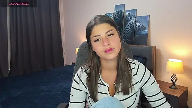 Snapshot of MaryMayson chatting on February 2025 04:00:02 PM MaryMayson online show from February 2025 04:00:02 PM