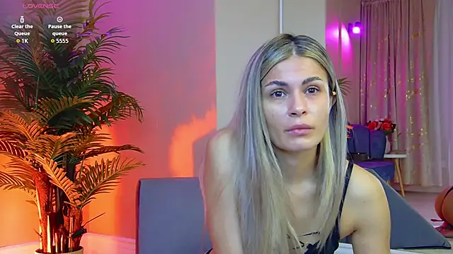 Avril Cyrus online show from October 2025 07:45:02 AM