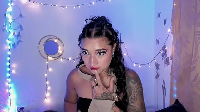 Eva Lee  online show from March 2025 07:07:02 AM