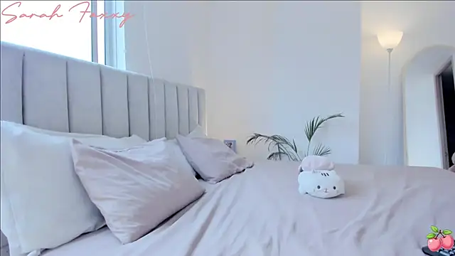 Foxxy222  online show from November 2025 08:30:01 PM