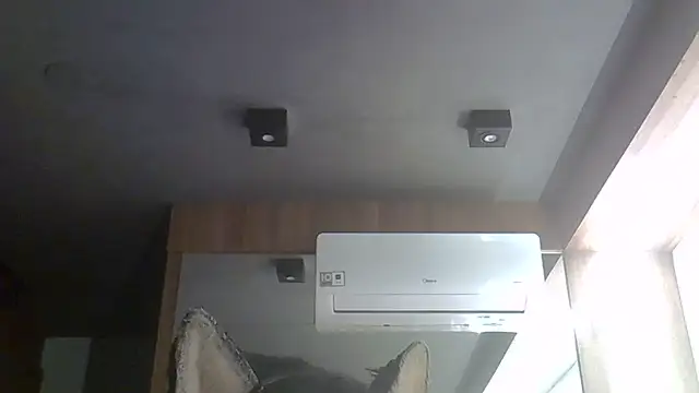 Skinny-Kitten online show from June 2026 12:11:01 AM