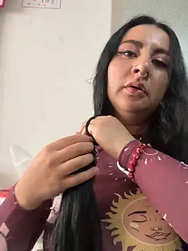 Abril Luv online show from May 2026 03:43:01 PM