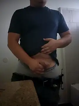 Snapshot of valhallacouple420 chatting on November 2025 11:35:01 PM valhallacouple420 online show from November 2025 11:35:01 PM