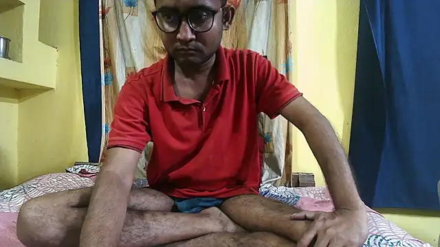 Snapshot of Cute_boy2000 chatting on December 2024 12:01:02 PM Cute boy2000 online show from December 2024 12:01:02 PM