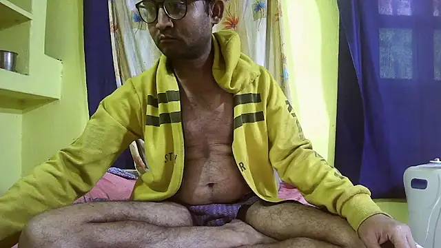 Snapshot of Cute_boy2000 chatting on January 2025 09:36:02 AM Cute boy2000 online show from January 2025 09:36:02 AM