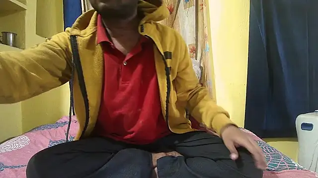 Snapshot of Cute_boy2000 chatting on January 2025 01:23:02 AM Cute boy2000 online show from January 2025 01:23:02 AM