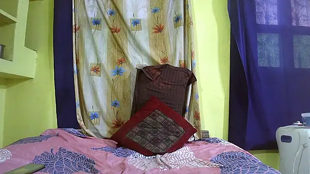 Snapshot of Cute_boy2000 chatting on January 2025 09:57:02 AM Cute boy2000 online show from January 2025 09:57:02 AM