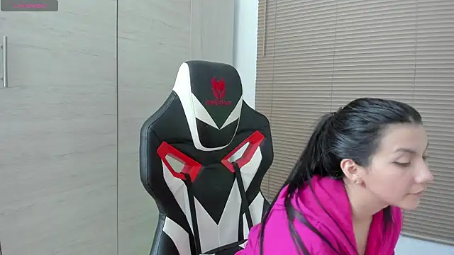 Gisell1501997 online show from March 2025 01:52:02 AM