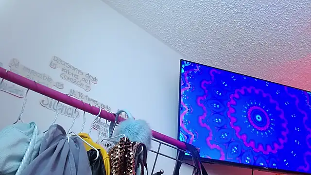 alisseallie online show from February 2026 04:37:02 PM