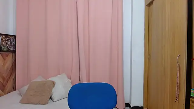 nickyCollins online show from February 2026 07:45:02 AM