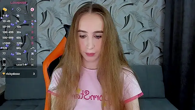 Snapshot of _mira_cle_ chatting on December 2024 11:31:01 PM  mira cle  online show from December 2024 11:31:01 PM