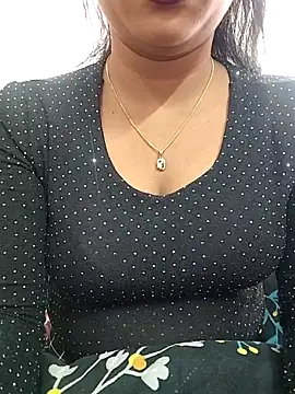 ANGE-MOU online show from April 2026 02:27:02 AM