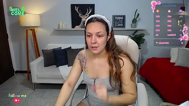 Bianca     online show from October 2025 11:15:01 PM