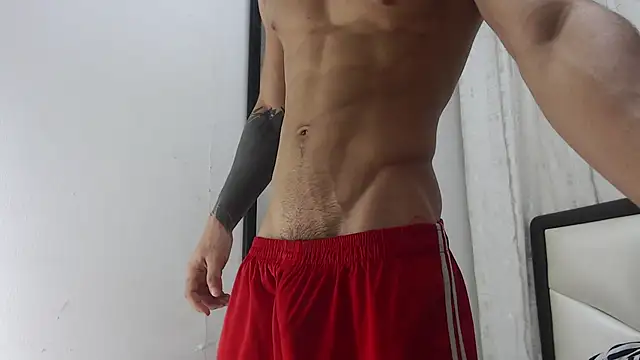 Snapshot of AlbertBernal69 chatting on March 2025 06:14:02 AM AlbertBernal69 online show from March 2025 06:14:02 AM