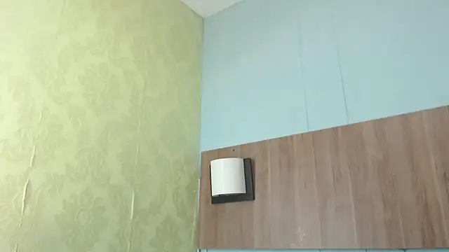 Snapshot of AlbertBernal69 chatting on March 2025 09:26:01 AM AlbertBernal69 online show from March 2025 09:26:01 AM