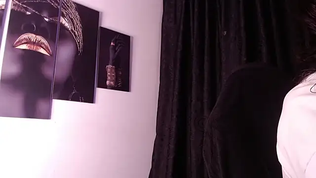 Snapshot of AlbertBernal69 chatting on October 2025 01:30:01 AM AlbertBernal69 online show from October 2025 01:30:01 AM