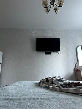 Snapshot of mihaixxx1 chatting on November 2025 01:43:01 PM mihaixxx1 online show from November 2025 01:43:01 PM