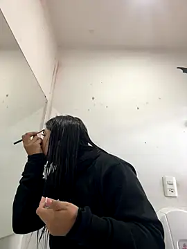 Snapshot of ZiaCalifa chatting on December 2025 09:51:02 AM ZiaCalifa online show from December 2025 09:51:02 AM