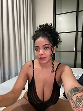 Mariecurl online show from February 2025 12:19:01 AM