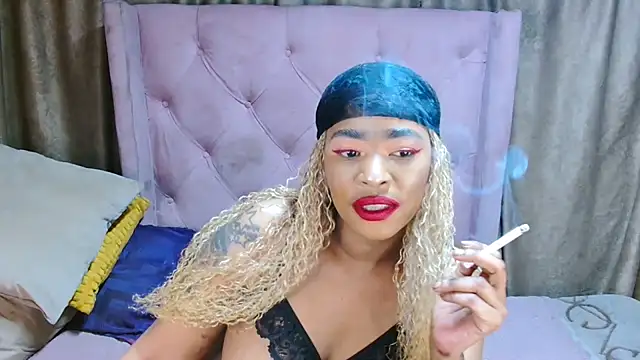 Snapshot of AFRICANGODDESSXXX chatting on October 2025 09:46:01 PM AFRICANGODDESSXXX online show from October 2025 09:46:01 PM