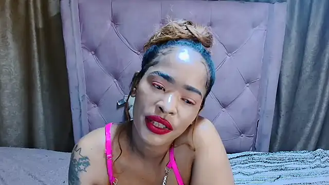 Snapshot of AFRICANGODDESSXXX chatting on February 2026 07:53:02 PM AFRICANGODDESSXXX online show from February 2026 07:53:02 PM