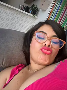 Snapshot of Insane_Issa chatting on February 2025 06:37:01 PM Insane Issa online show from February 2025 06:37:01 PM