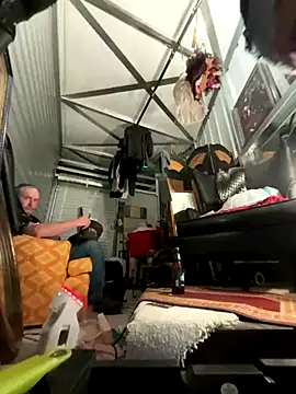 SummerBlueMoon online show from September 2025 05:00:02 AM