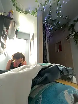 SummerBlueMoon online show from February 2026 11:25:01 PM