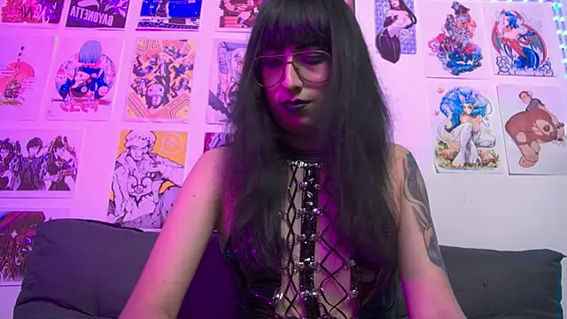 Snapshot of snowblack_ chatting on January 2025 10:20:02 PM snowblack online show from January 2025 10:20:02 PM