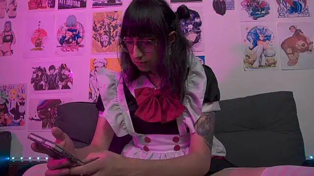 Snapshot of snowblack_ chatting on January 2025 02:32:01 PM snowblack online show from January 2025 02:32:01 PM