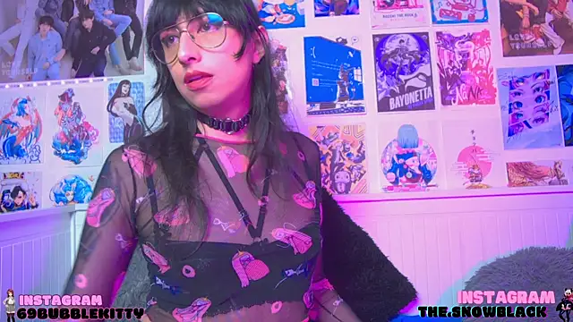 Snapshot of snowblack_ chatting on March 2025 02:07:02 PM snowblack online show from March 2025 02:07:02 PM