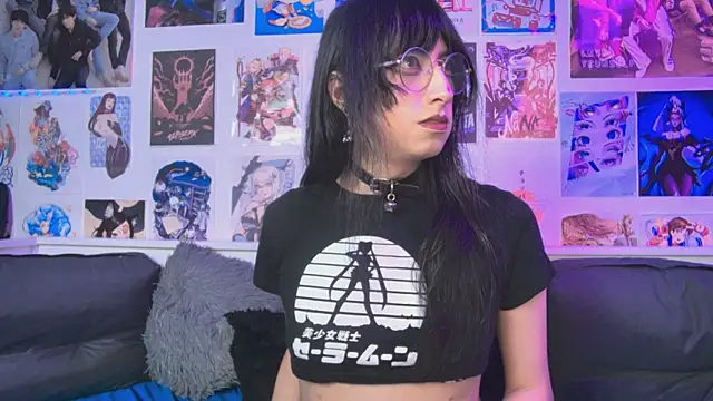 Snapshot of snowblack_ chatting on September 2025 03:34:01 PM snowblack online show from September 2025 03:34:01 PM