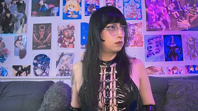 Snapshot of snowblack_ chatting on November 2025 01:55:01 PM snowblack online show from November 2025 01:55:01 PM