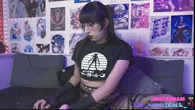 snowblack  online show from February 2026 03:23:01 PM