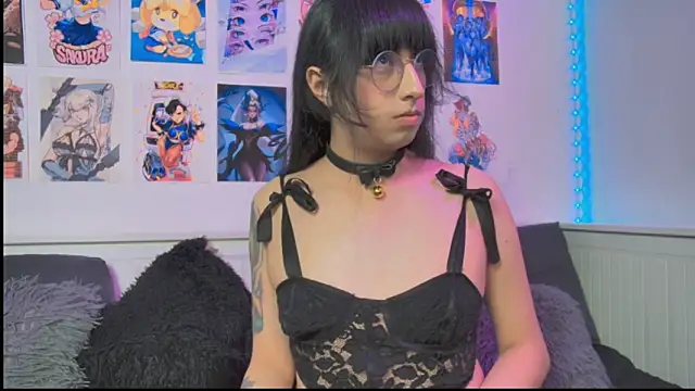 Snapshot of snowblack_ chatting on June 2026 03:48:01 PM snowblack online show from June 2026 03:48:01 PM