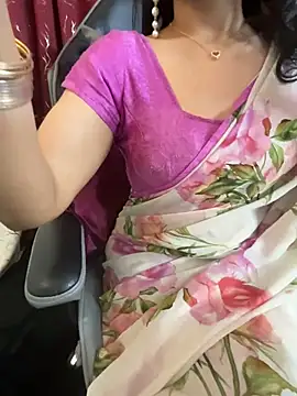 Snapshot of LuscousPussy chatting on March 2025 12:39:01 PM LuscousPussy online show from March 2025 12:39:01 PM