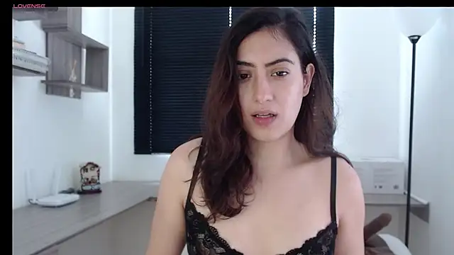 MIYESSI online show from February 2025 04:04:01 PM