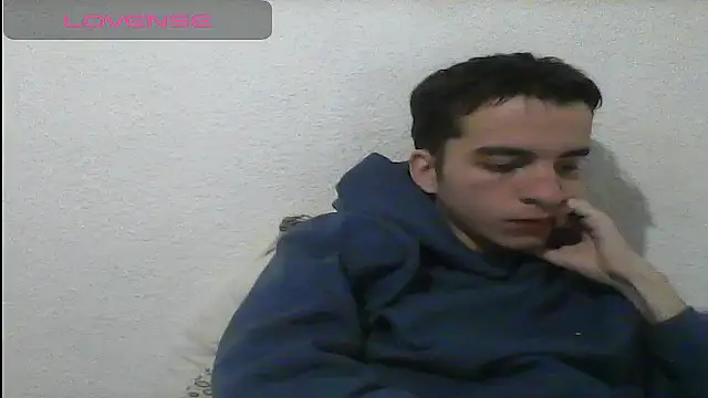 Snapshot of Tombgy07 chatting on January 2025 08:35:01 PM Tombgy07 online show from January 2025 08:35:01 PM