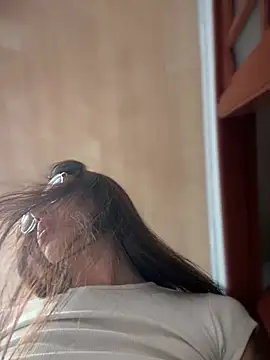 lauravasquez online show from January 2025 04:12:02 PM