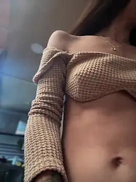 lauravasquez online show from February 2025 08:05:01 PM