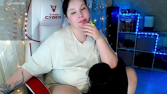 RaideneiX online show from December 2025 02:31:01 AM