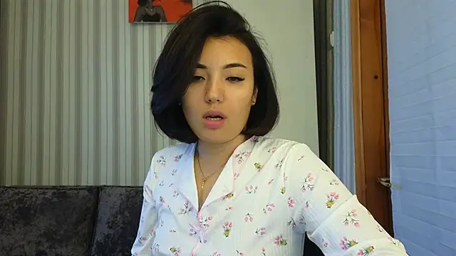 Snapshot of lily__foster chatting on September 2025 11:48:01 AM lily foster online show from September 2025 11:48:01 AM
