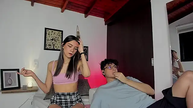 charlottte queen online show from March 2026 02:06:02 AM