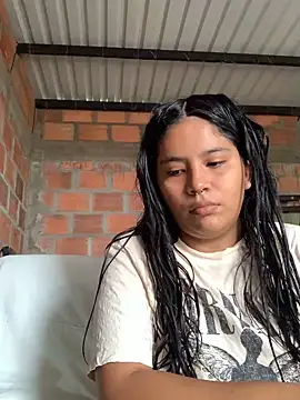 Snapshot of moncerrat_luna chatting on December 2024 07:15:02 PM moncerrat luna online show from December 2024 07:15:02 PM