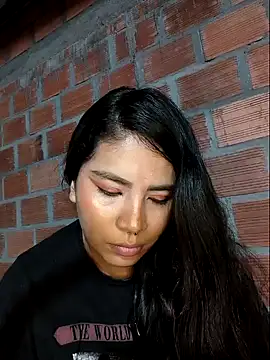 Snapshot of moncerrat_luna chatting on December 2024 12:15:02 AM moncerrat luna online show from December 2024 12:15:02 AM